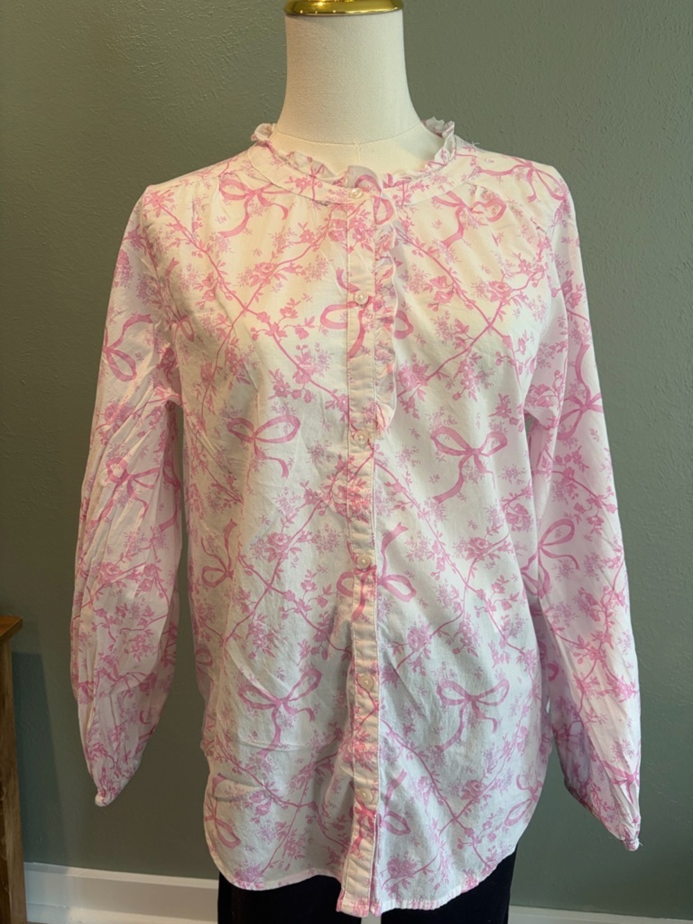 Lucky Brand Pink Floral Ruffled Neck Blouse Size M